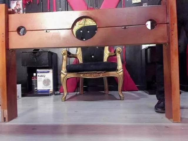 Offline Love-baby on BongaCams