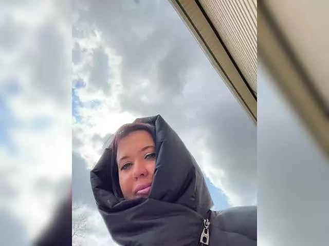 Freechat LoveCatsuit on BongaCams