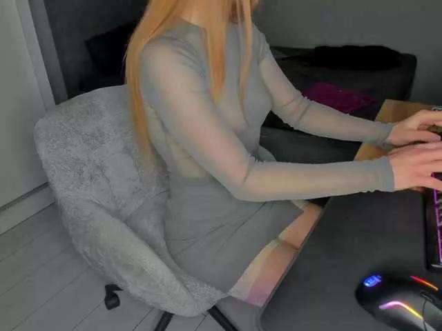 Freechat LoveLYYk on BongaCams