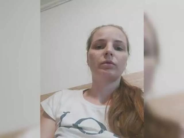 Lulu-Erotica — I'm fascinated by men who know how to talk, who turn on my mind before my body. Intelligent, attentive and generous