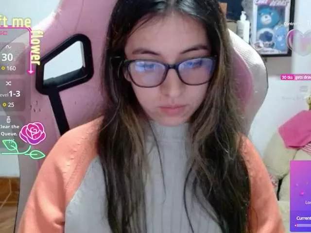 Offline Maggie-Fox on BongaCams