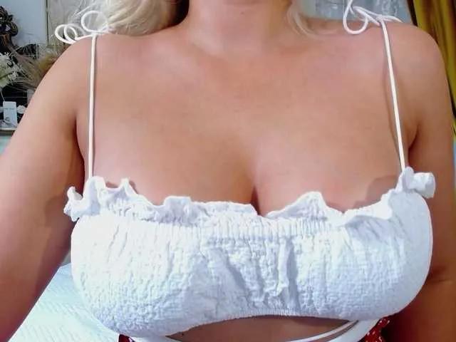 Malvvina — I really like ,men with character, men who know how to drive me crazy!