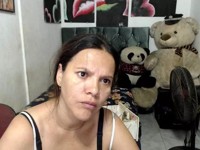 Freechat Manazahot99 on BongaCams