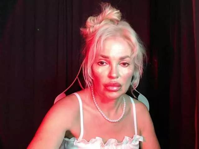 Freechat Margo77-1 on BongaCams