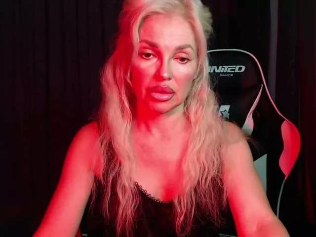 Freechat Margo77-1 on BongaCams