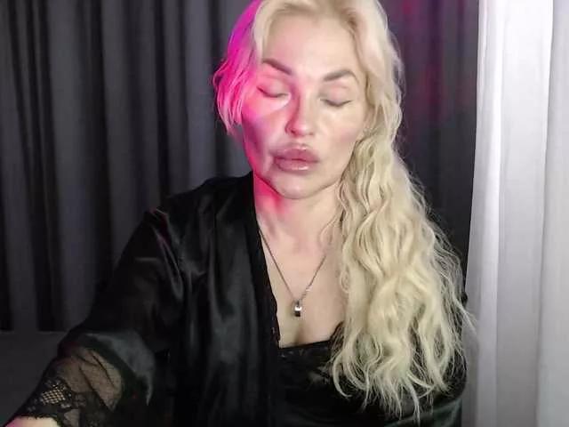 Freechat Margo77-1 on BongaCams