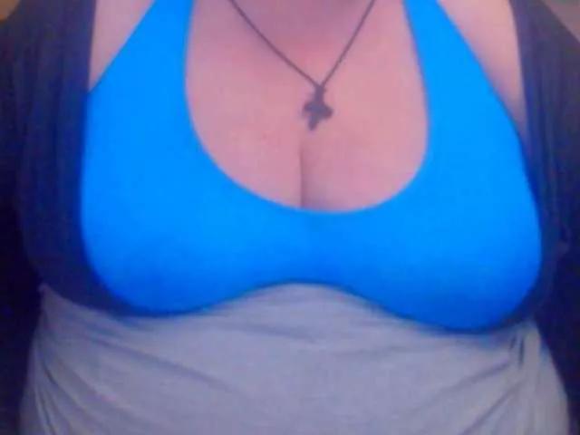 Offline mayalove4u on BongaCams