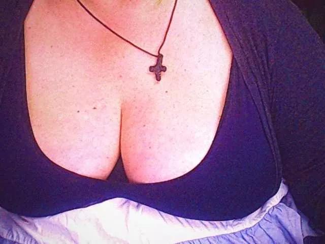 Offline mayalove4u on BongaCams