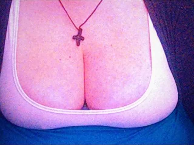 Offline mayalove4u on BongaCams