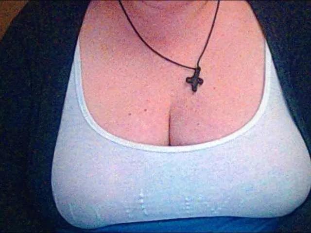 Offline mayalove4u on BongaCams