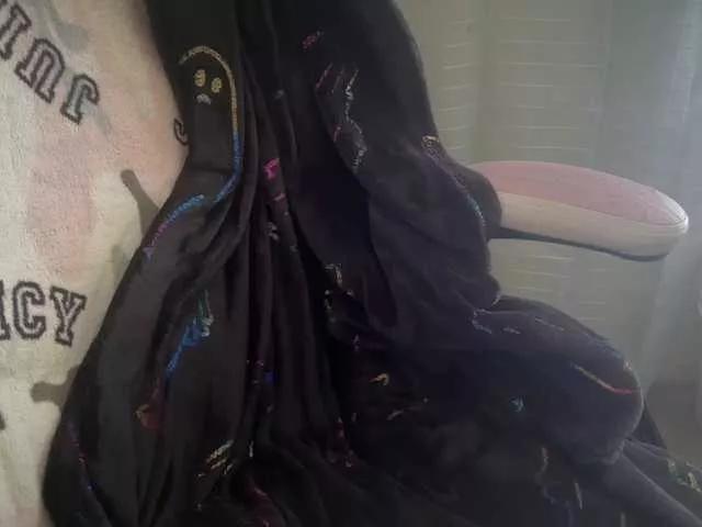 Offline mermaidlexi on BongaCams