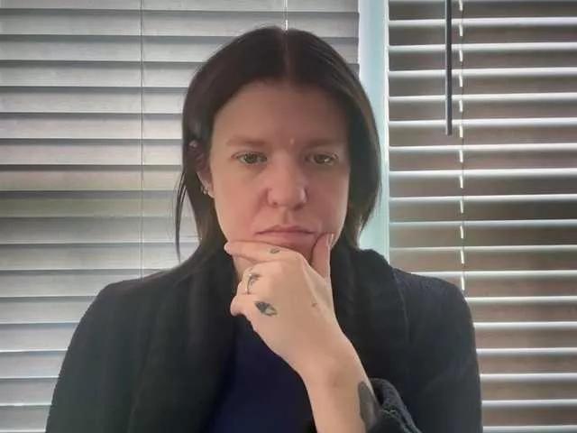 Offline mermaidlexi on BongaCams