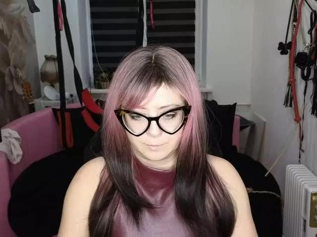 Offline missGODDESS on BongaCams