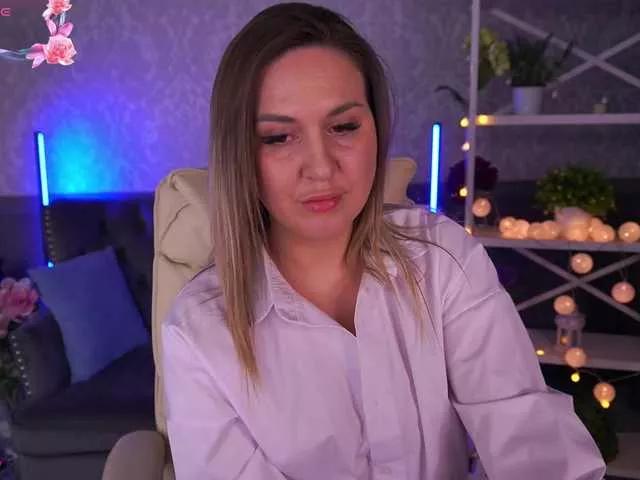 MollyWild on BongaCams 