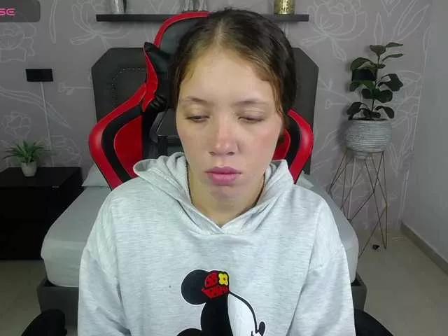 Offline nataly-rodri on BongaCams