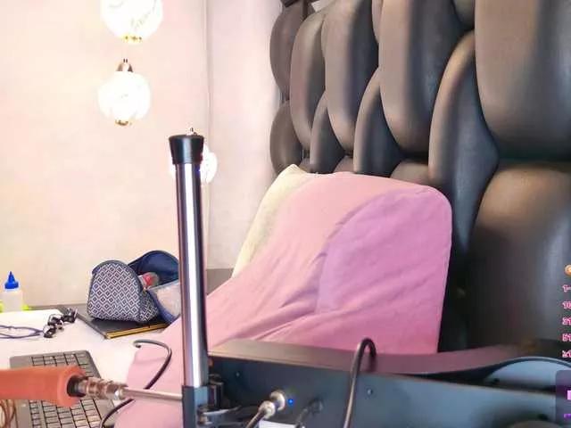 Offline NathaxaLeans on BongaCams