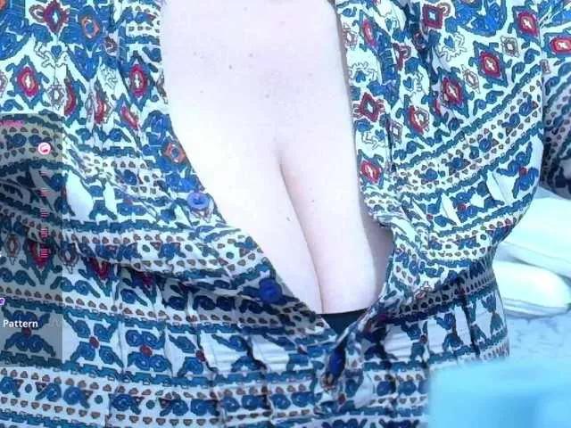 Offline naturalmoommy on BongaCams