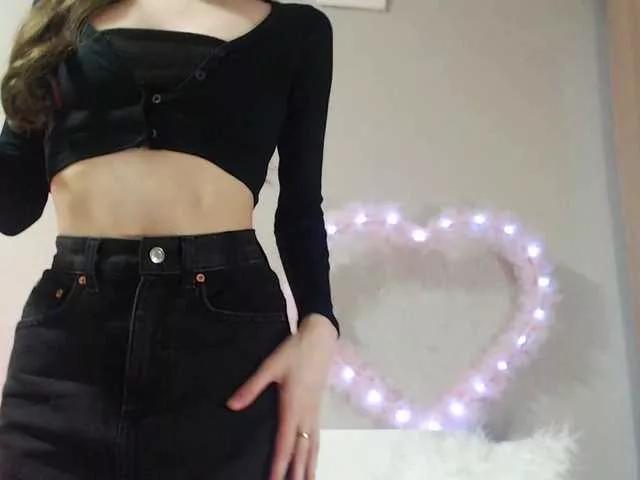 Freechat Oriella on BongaCams