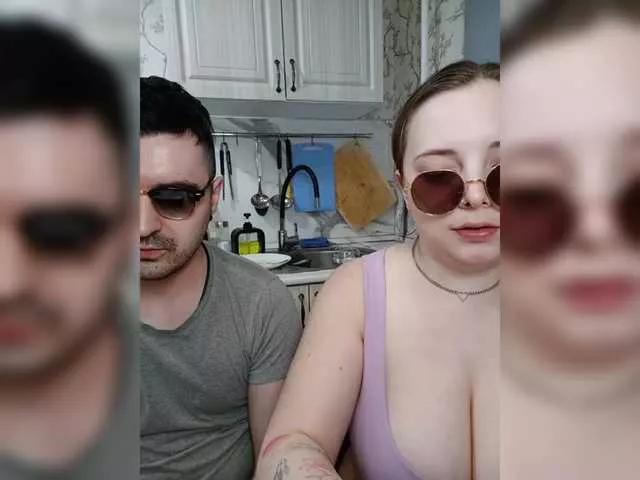 Offline Red-rooms on BongaCams