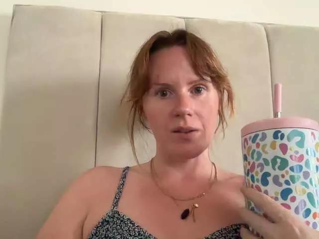 REDHEADROSIE — WHEN YOU SPOIL ME WITH TIPS MAKES MY PUSSY NICE AND WET.....