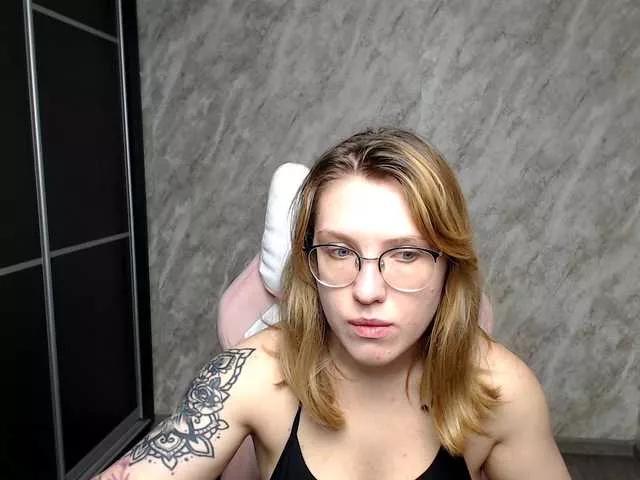 Regimasmile — Freechat on BongaCams