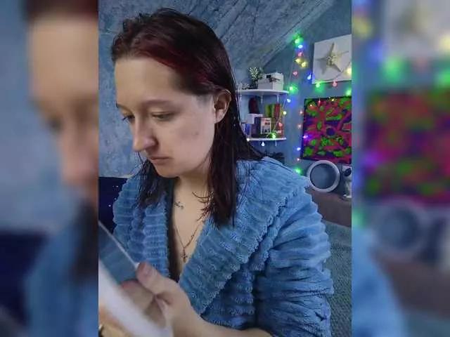 Offline Rosia-Guess on BongaCams