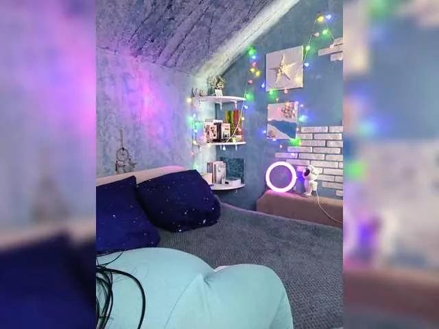 Offline Rosia-Guess on BongaCams