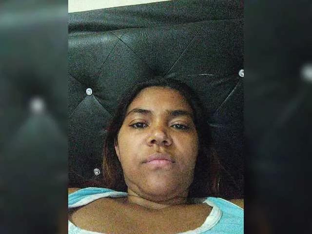 Freechat roxanadiaz on BongaCams