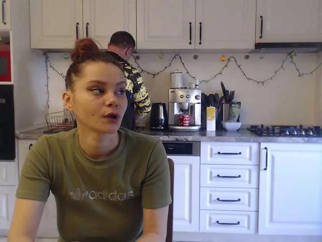 Offline RuxandraDanny on BongaCams