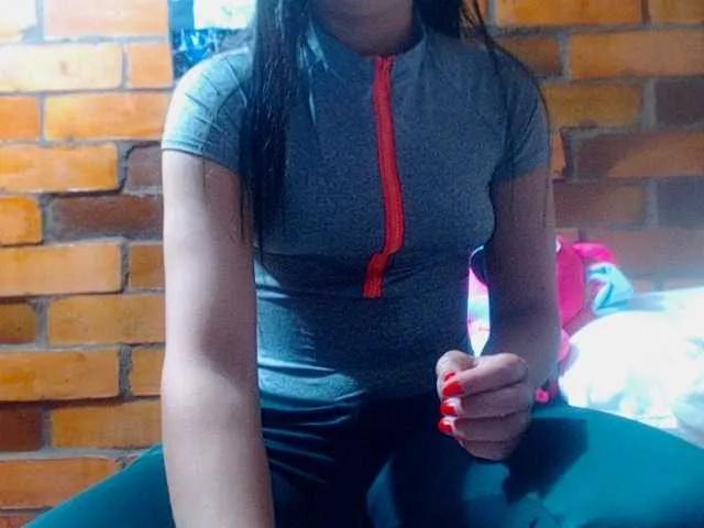 Offline Sabrinav on BongaCams