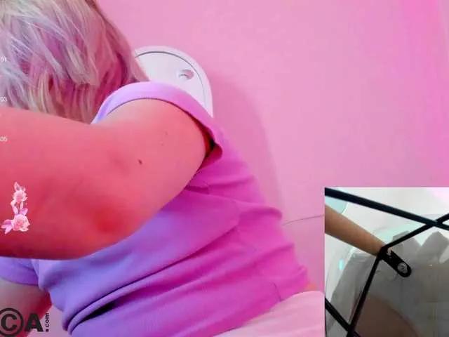 BongaCams Sara-Moor is Freechat Sara-Moor — I'm turned on by hands, interesting fantasies and submission