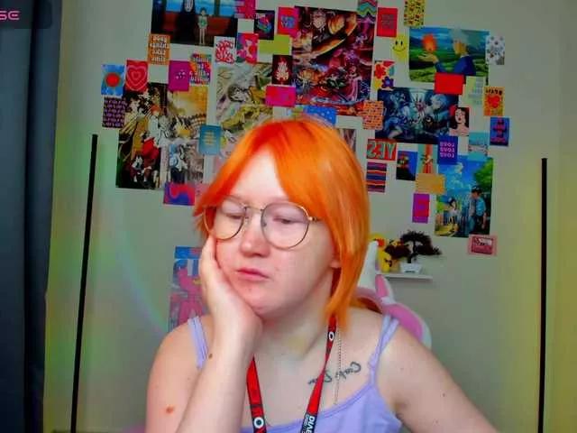 Freechat Sara-Moor on BongaCams