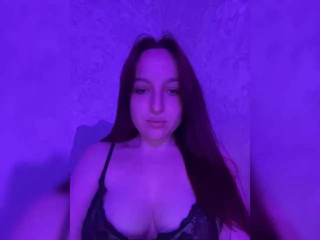 Freechat Serkartt on BongaCams