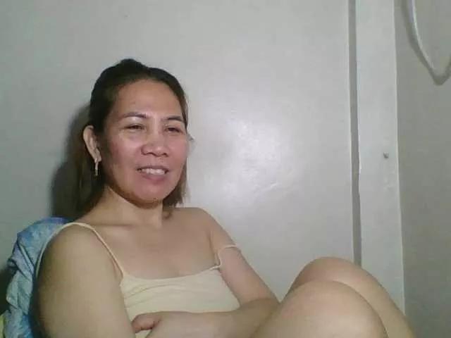 Offline Sexynipps on BongaCams