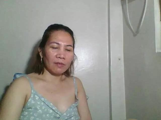 Offline Sexynipps on BongaCams