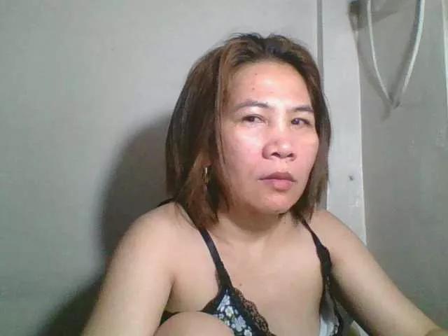 Offline Sexynipps on BongaCams