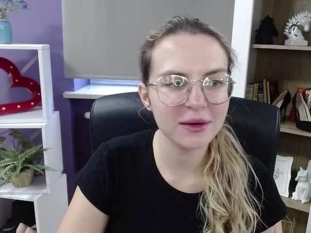 Freechat soft-zoey on BongaCams