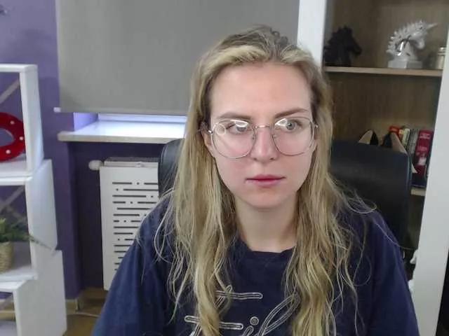 Freechat soft-zoey on BongaCams