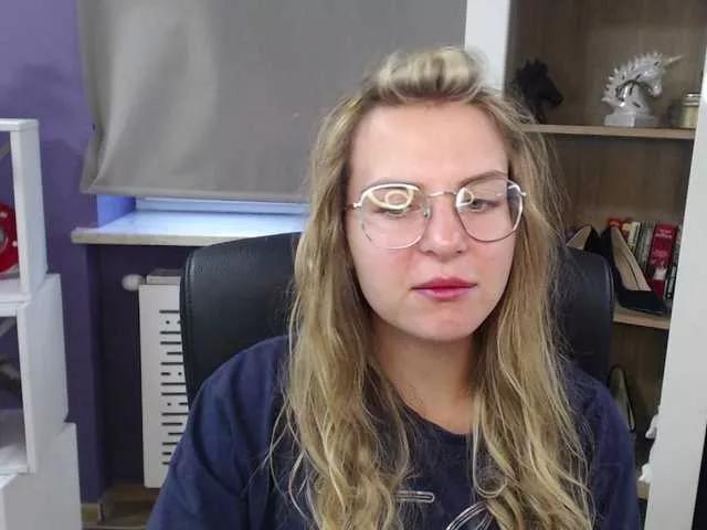 Freechat soft-zoey on BongaCams