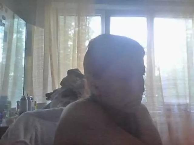 Offline sweetcandy1 on BongaCams