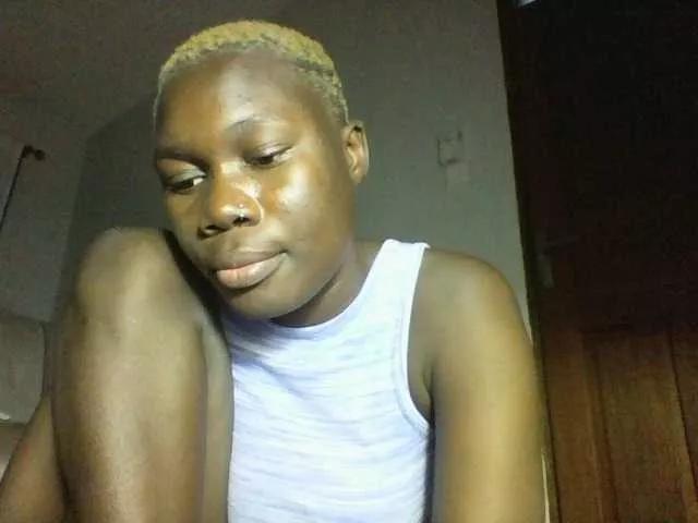 Sweetchocolate on BongaCams 