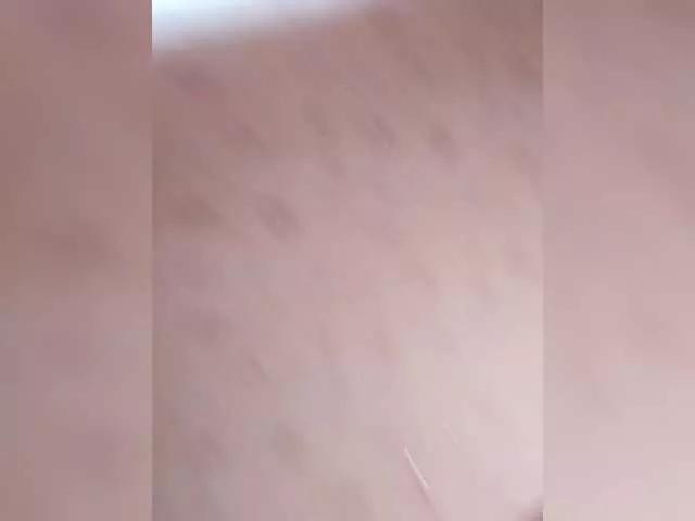 Offline SweetSugar77 on BongaCams