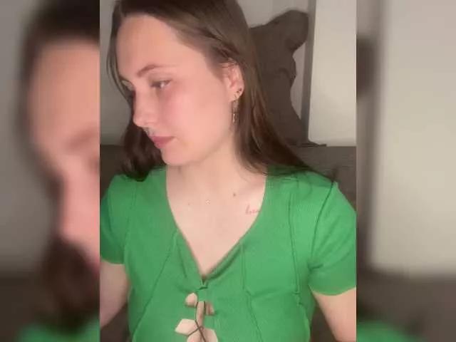 Freechat SweetyW- on BongaCams