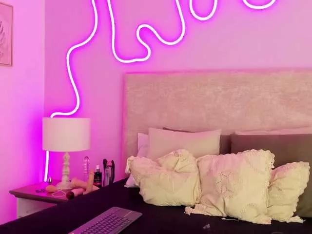 Freechat TaraCarson on BongaCams