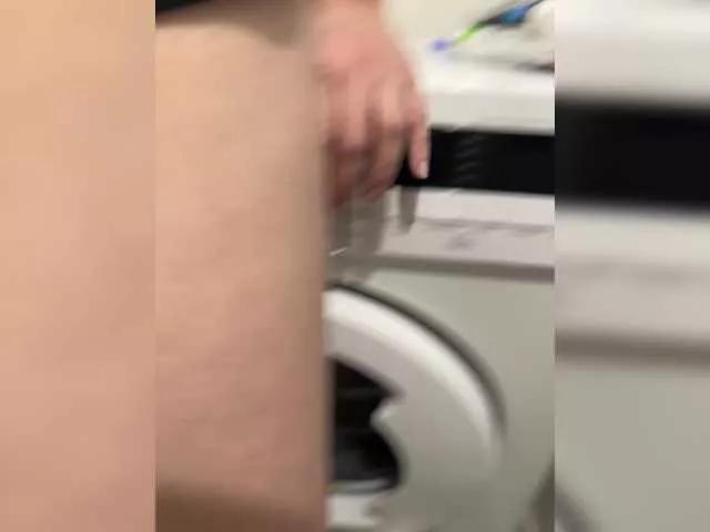 Offline two-foxes on BongaCams