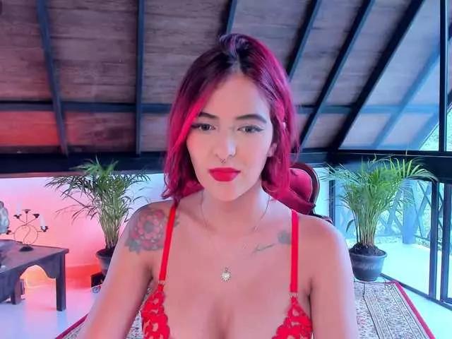 VictoriaMilan on BongaCams