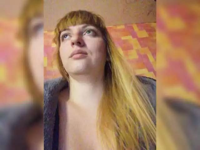 Offline Viktoria-play on BongaCams
