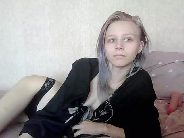 Freechat White-snow on BongaCams