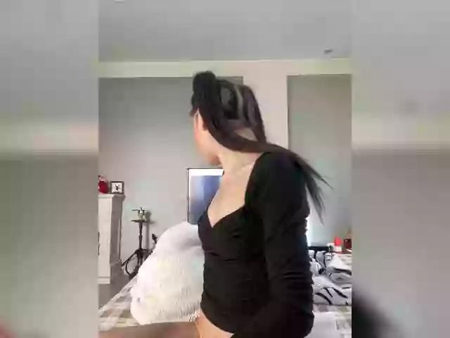 Freechat Youlalia on BongaCams