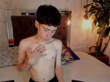 Freechat _dantfox_ on Chaturbate